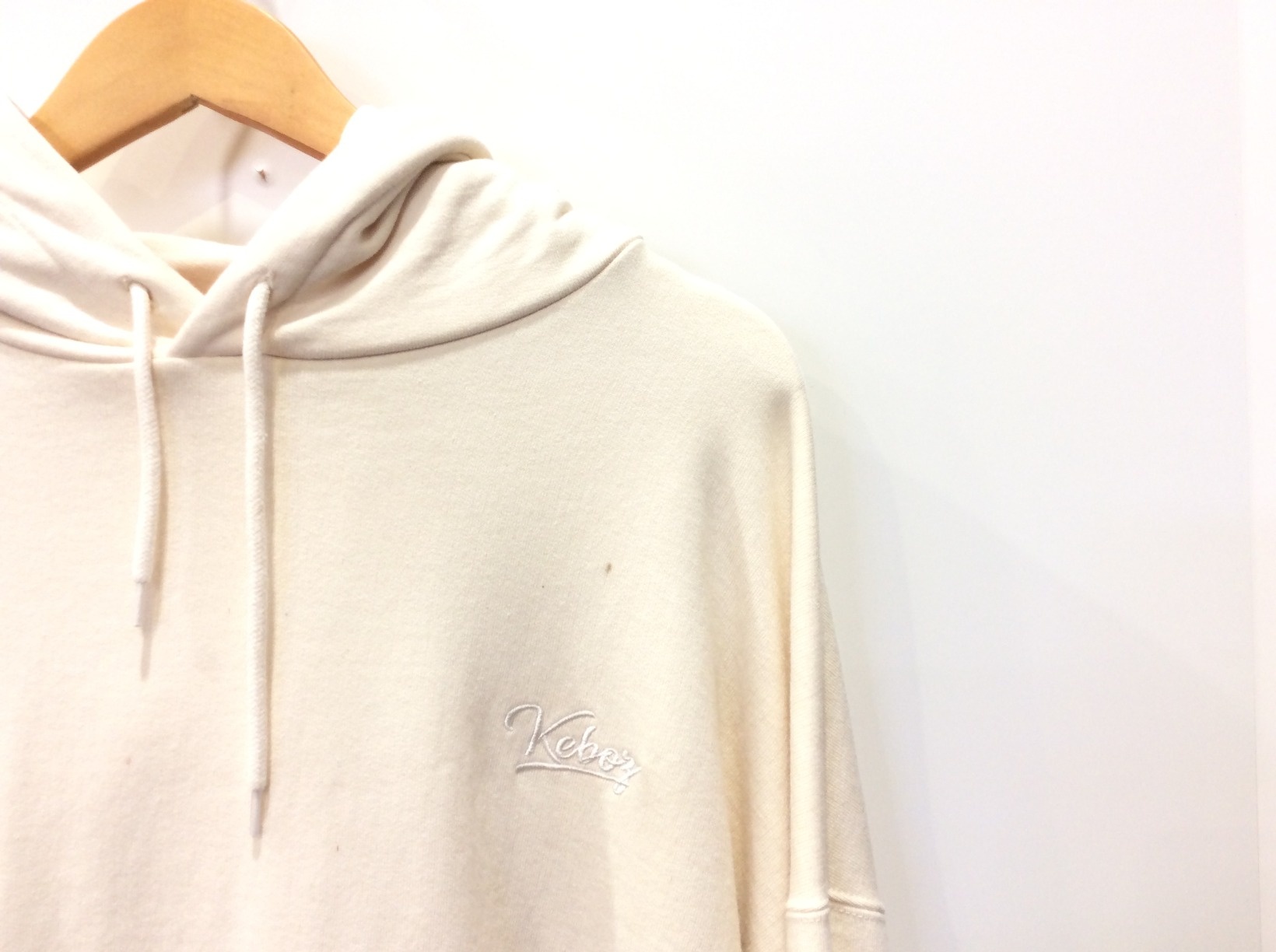 入荷】KEBOZ プルオーバーパーカー Lサイズ フロント/バックサークル 