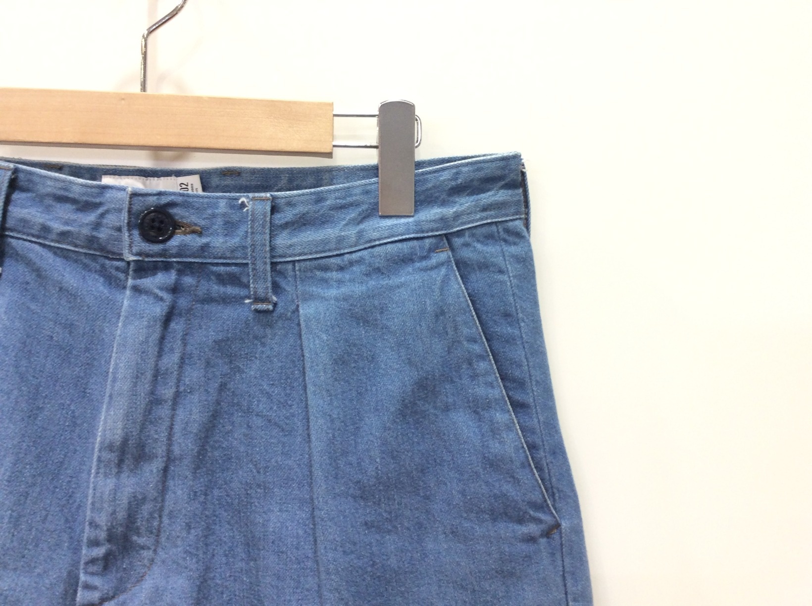 パンツ WTAPS 251WVDT-PTM06 入荷】WTAPS 211WVDT-PTM06 ハーフパンツ サイズX02 TUCK 01